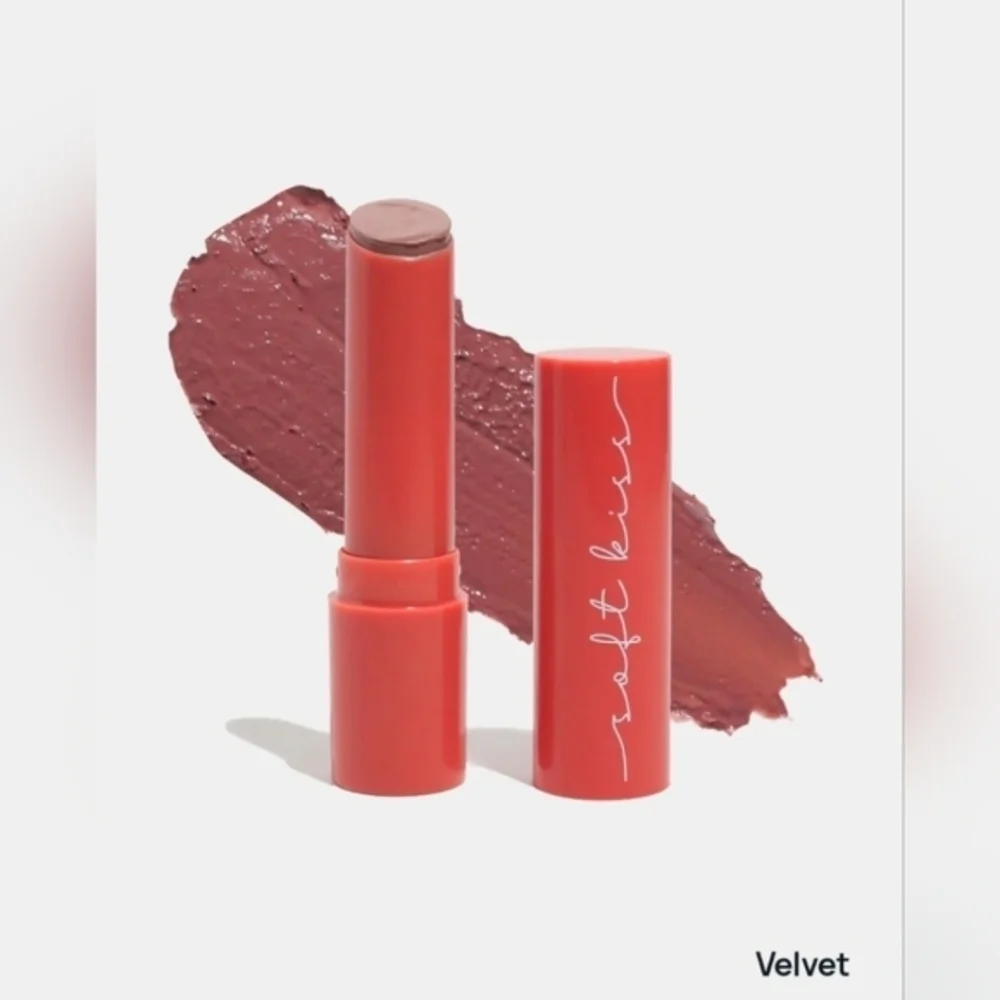 Lip Bundle- Brownish Nude Tones- Tinted Lip Oil & Gloss, Lipliner, Balm Lipstick - Picture 5 of 7